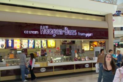 Galleria Ice Cream Shop (October 13, 2007)