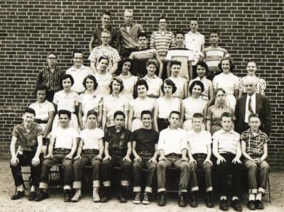 Minnie Holman 8th Graders (May 1956)