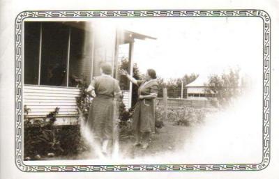 Big Mama and her Sister (c. 1939)